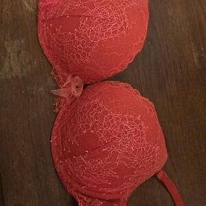 Victoria's Secret Red Lace Dream Angels Push-Up Bra